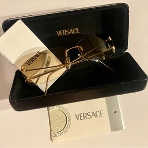 VERSACE vintage 90-2000’s sunglasses Medusa